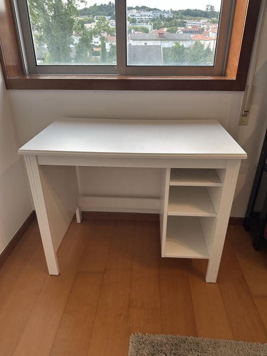 Secretária Branca IKEA BRUSALI
