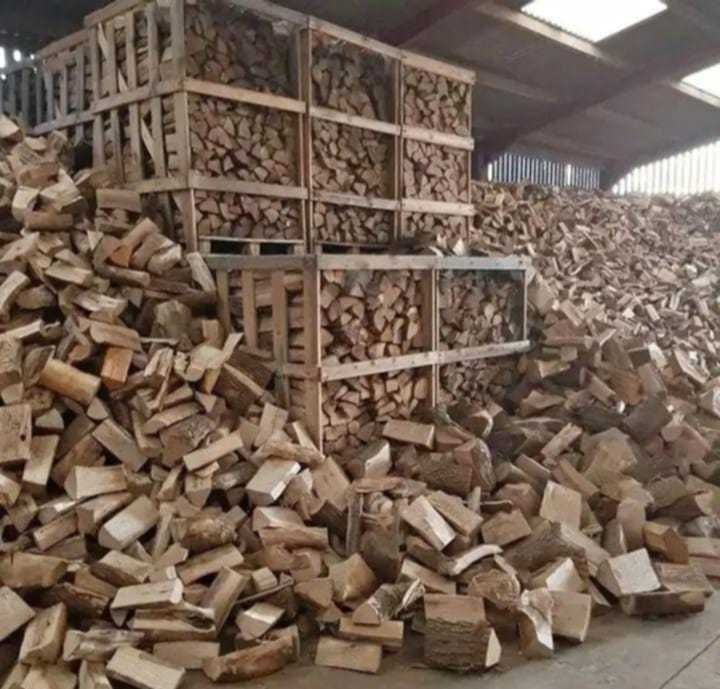 Lenha de pinho seca 35€ o metro cubico