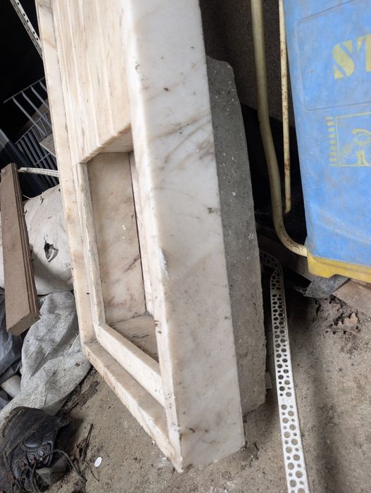 Pia lava-loiças vintage em Mármore