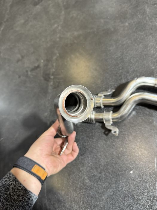 Трубка трубопровод гофра клапана егр EGR Sprinter W907 910 654 2.0