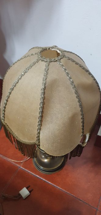 Candeeiro antigo em latão