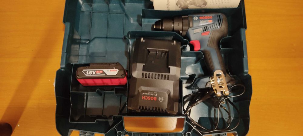 Barbequim e aspirador Bosch a Bateria