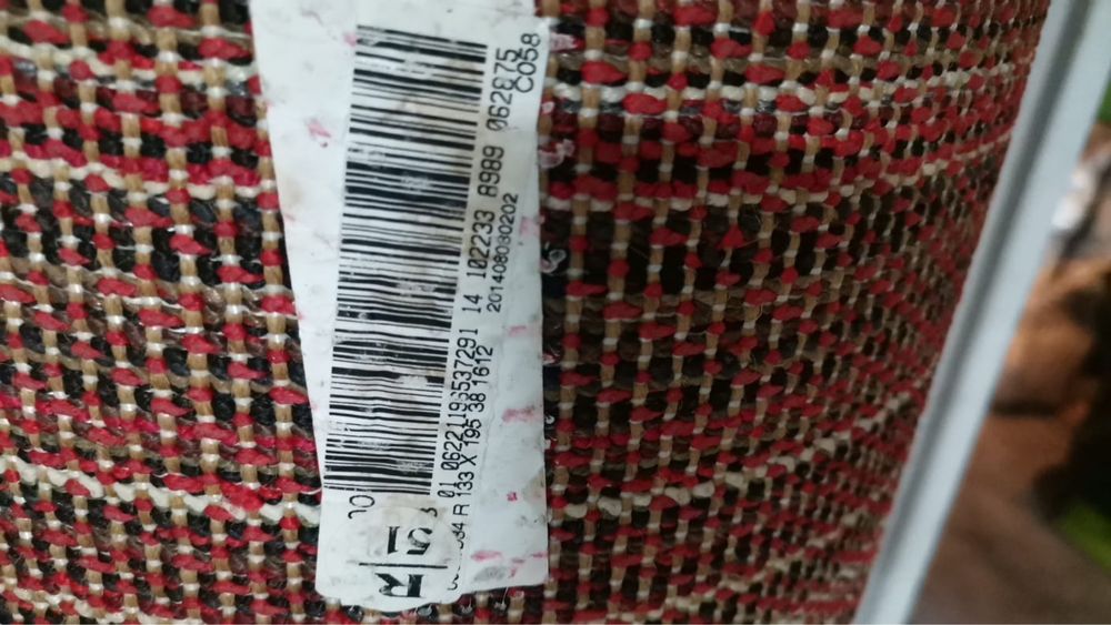 Carpete vermelha usada