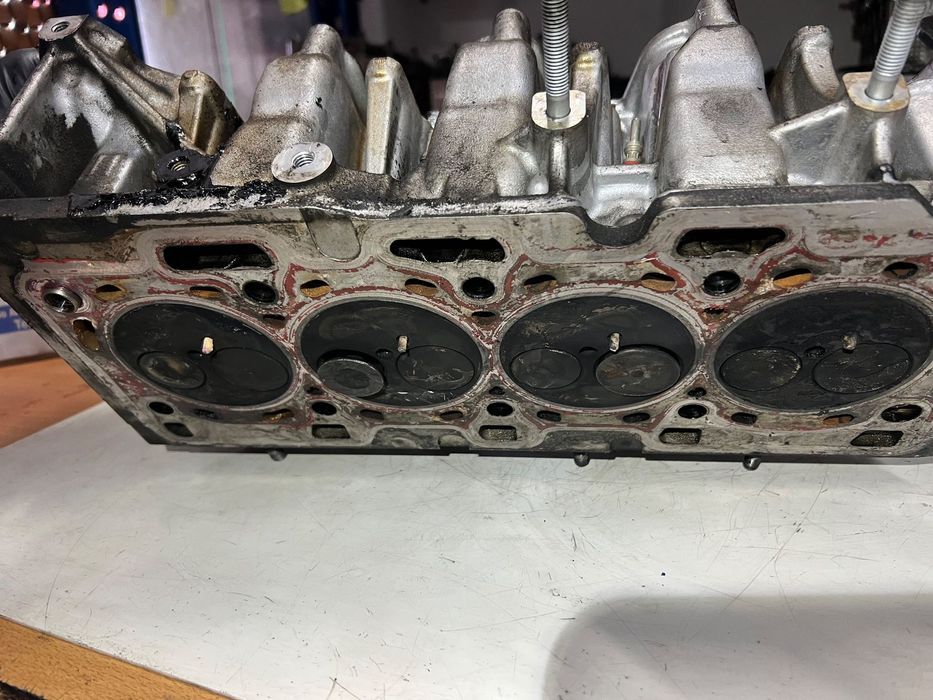 CABEÇA DO MOTOR MERCEDES-BENZ A-CLASS(W176)A 160 CDI 110421615R Citan