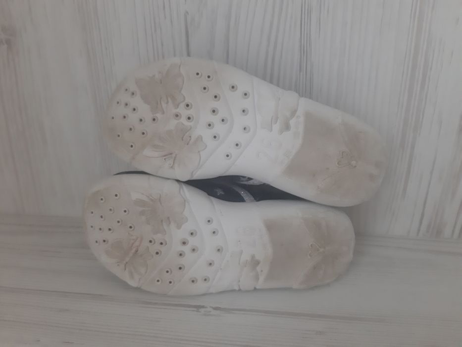 Продам тапочки для дівчинки wiggami  (Польща)