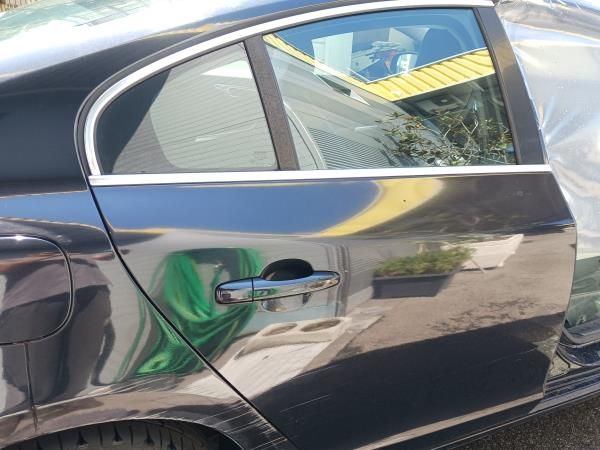 Porta trás direita VOLVO S60 II (134)