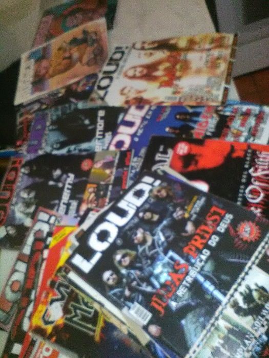 Set of 25 Loud/Other Magazines