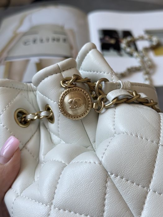 Сумка Chanel Mini Button Bucket Crossbody Bag Milk/Gold