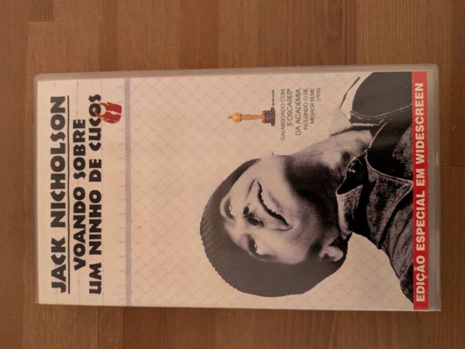 VHS " Voando sobre um ninho de Cucos " 1975 (Opt. Estado)