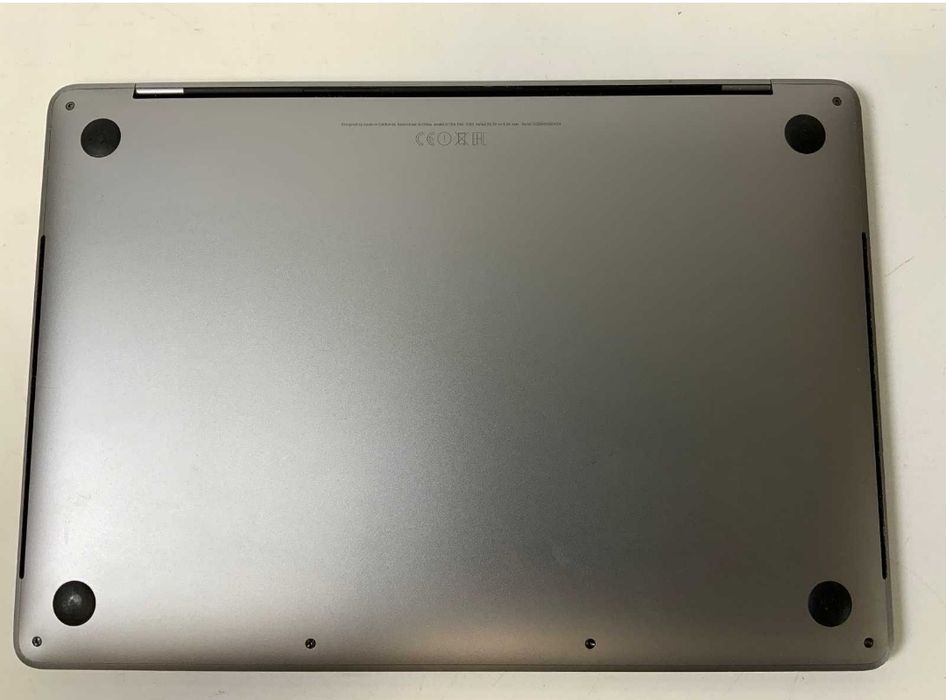 MacBook Pro 13" I7 16Gb 500 SSD Defeito Touchbar