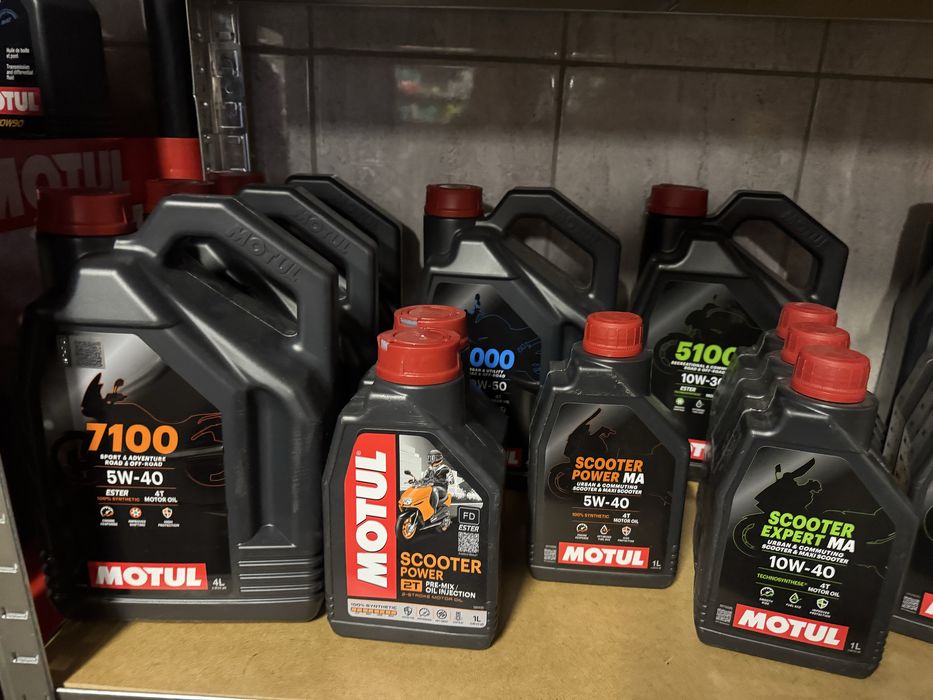 Oleje motocyklowe skuter quad 4t 2t 10w30 10w40 Motul