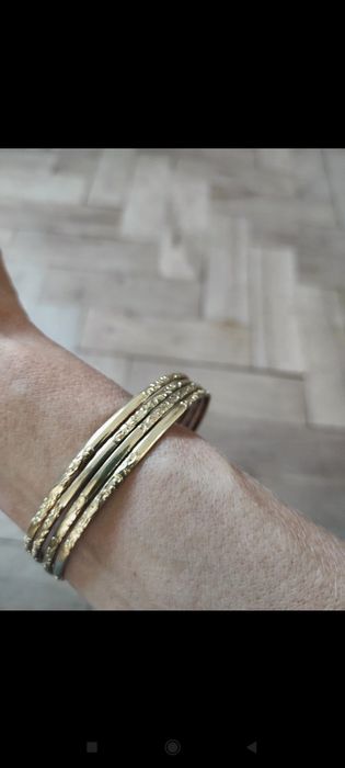 Zestaw 4 jednakowych bransoletek