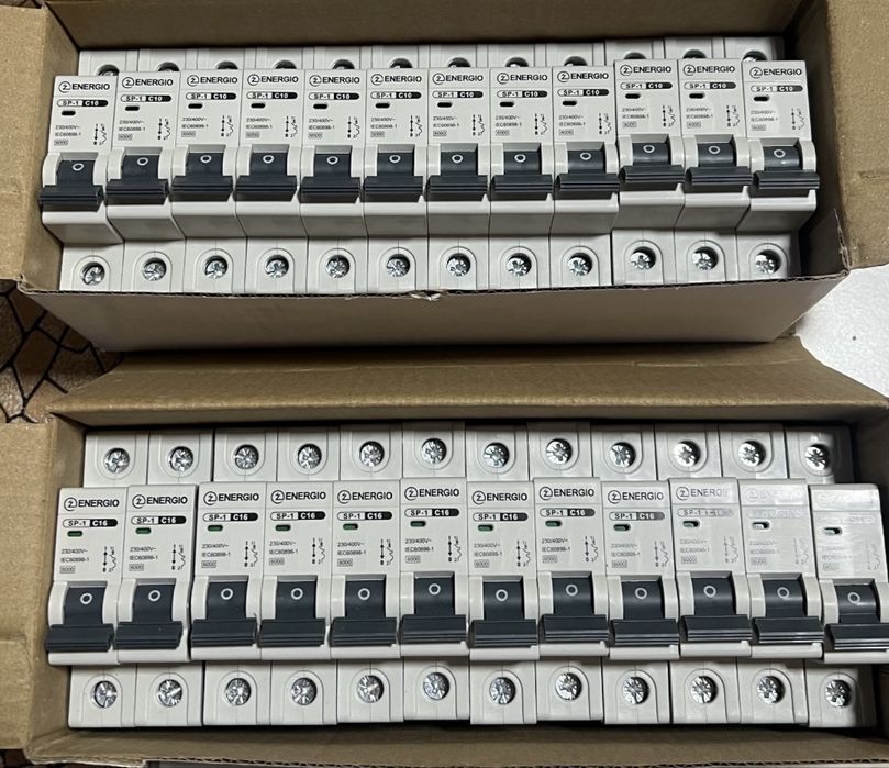 Модульний автоматичний вимикач Автомат AVR Реле Напруги 1.2.3Р УЗО Діф