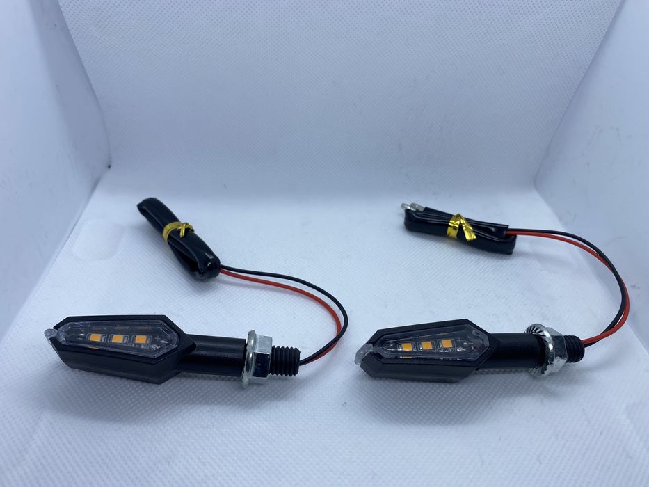 Piscas de moto novos