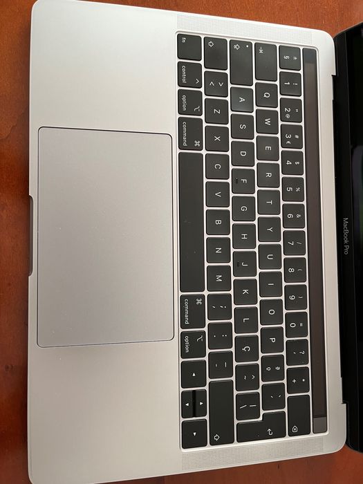 Macbook Pro 13” 2020 Touch Bar Como NOVO