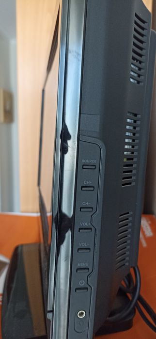 LCD TV CROWN modelo 1610/41