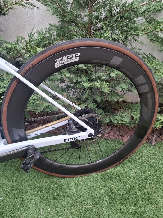 Rodas Carbono Zipp 404 Firecrest/303S + Grupo SRAM AXS