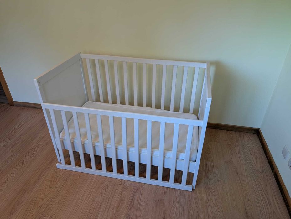 Berço IKEA (SUNDVIK) + Colchão espuma (60x120 cm)