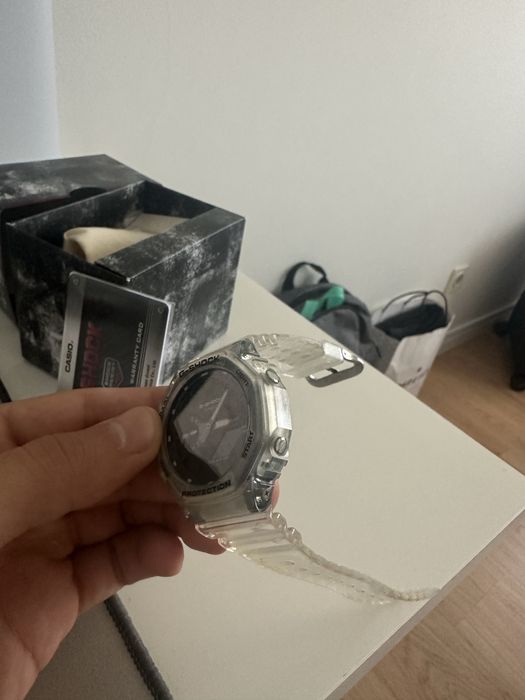 Relógio Casio G-Shock GA-2100 Skeleton transparente
