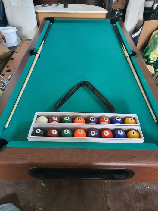 Mesa de snooker , usada em bom estado