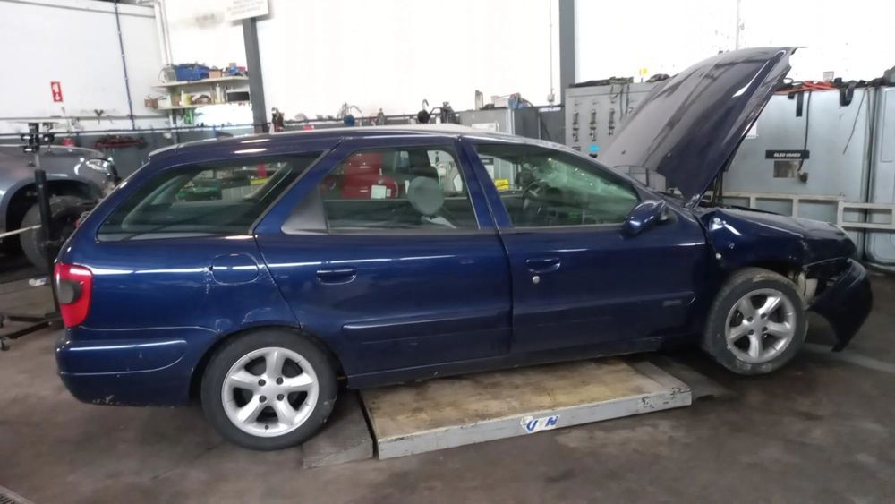 Tampa da mala Citroen Xsara Break 1.4 HDI de 2006 8HZ