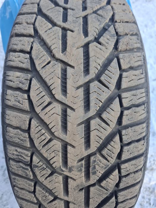 Opona Kormoran Snow 215/50/R17 7mm bieżnik