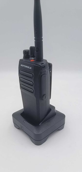 Рація Motorola R7 NKP BT, портативна цифрова+ ліцензія АЕS256+ WIFI