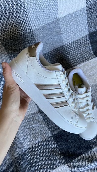 Кеди Adidas ідеальні