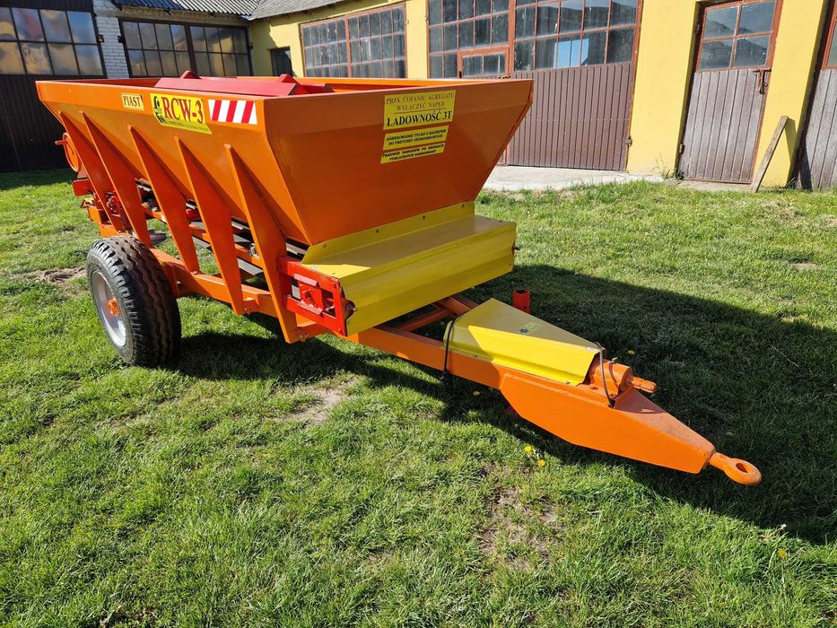 Rozsiewacz wapna nawozu piaskarka RCW-3