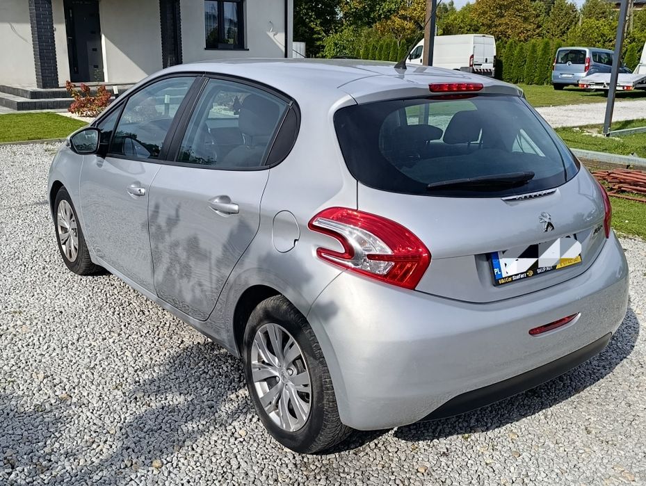 Peugeot 208 1.2 GAZ 2013r.