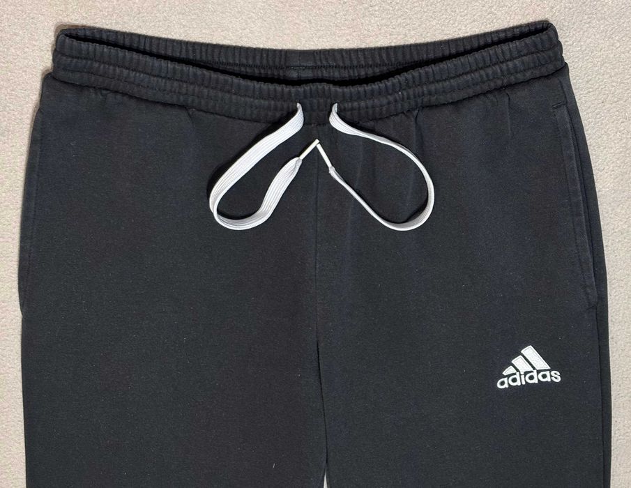 Spodnie dresowe Adidas Entrada 22 roz. M