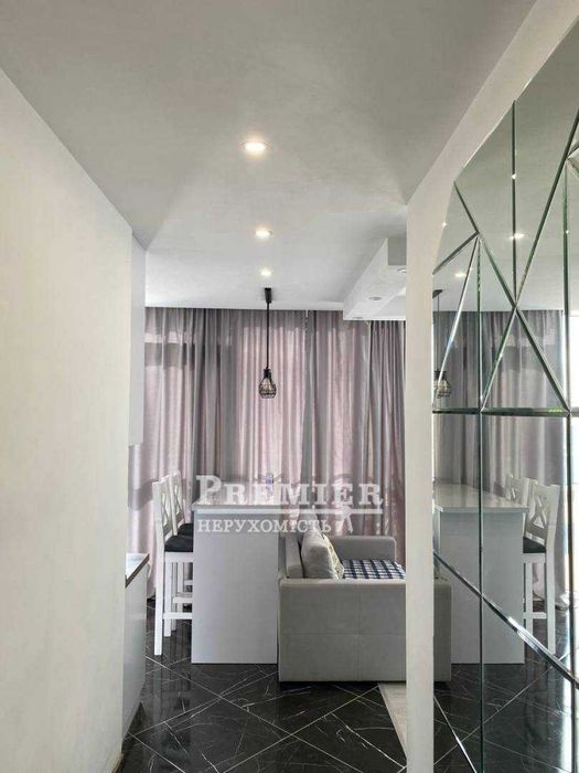 Студія в новому ЖК Центр Одеси. Дизайнерський ремонт