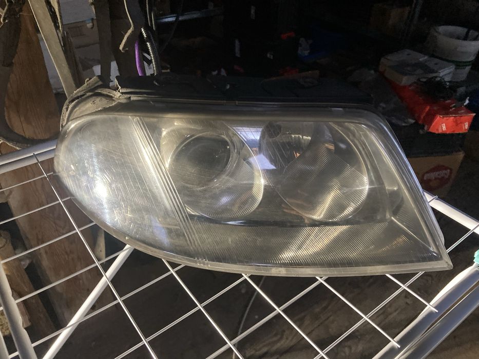 Lampy przednie vw passat b5