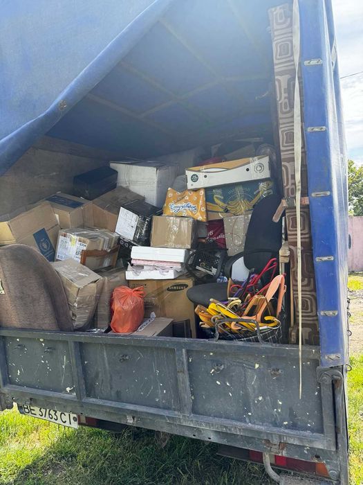 Грузоперевозки.Перевозка мебели техники.Переезды квартир офисов дач.