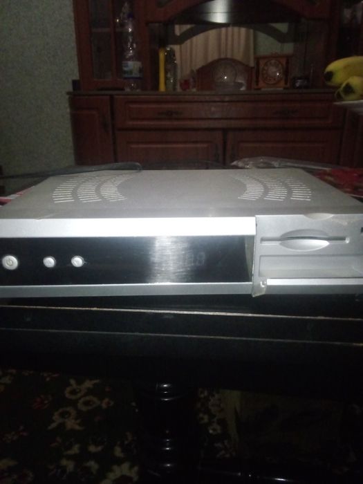 Тюнер Globo саталітарний під карту.