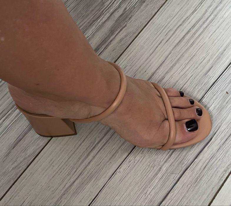 Klapki nude EGO 37