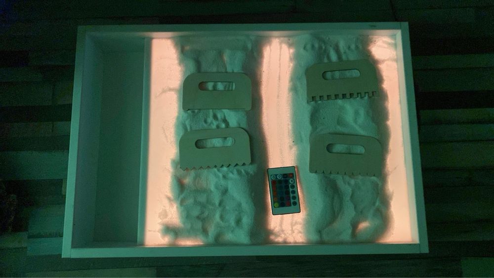 Світовий стіл пісочниця, з кришкою і двова ігровими полями на ній