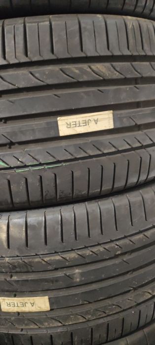 Pneus 295/40/21  continental semi novos