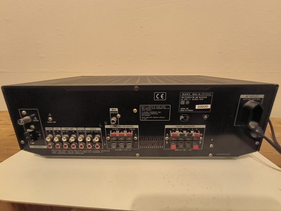 Amplituner Sony STR-DE325