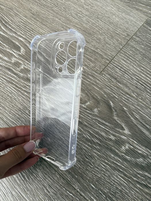 Чехол на  iPhone 16 pro