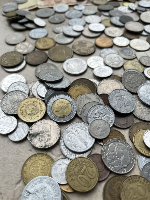 Zestaw monet 285 szt cały świat mix różne banknoty