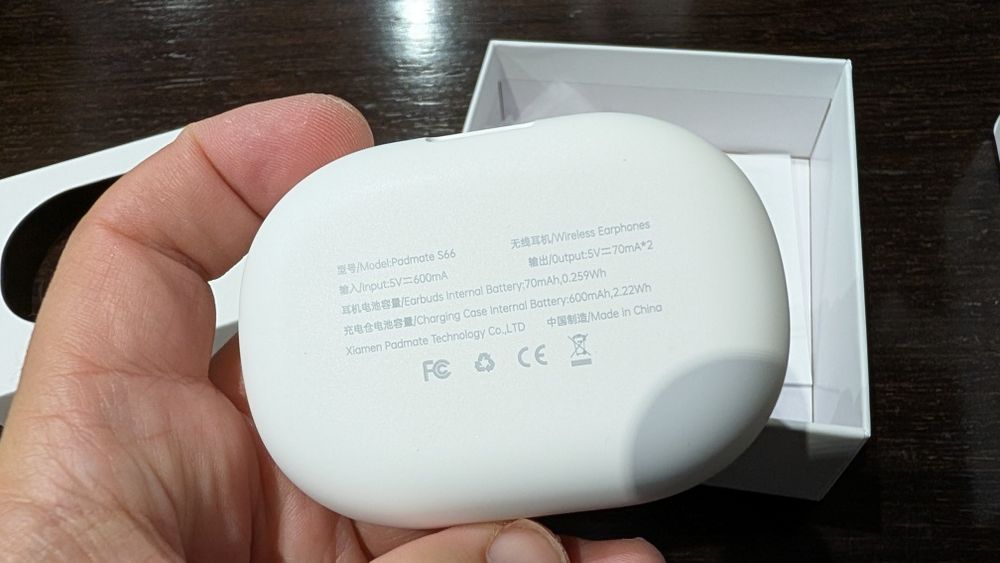 Earphones Padmate S66