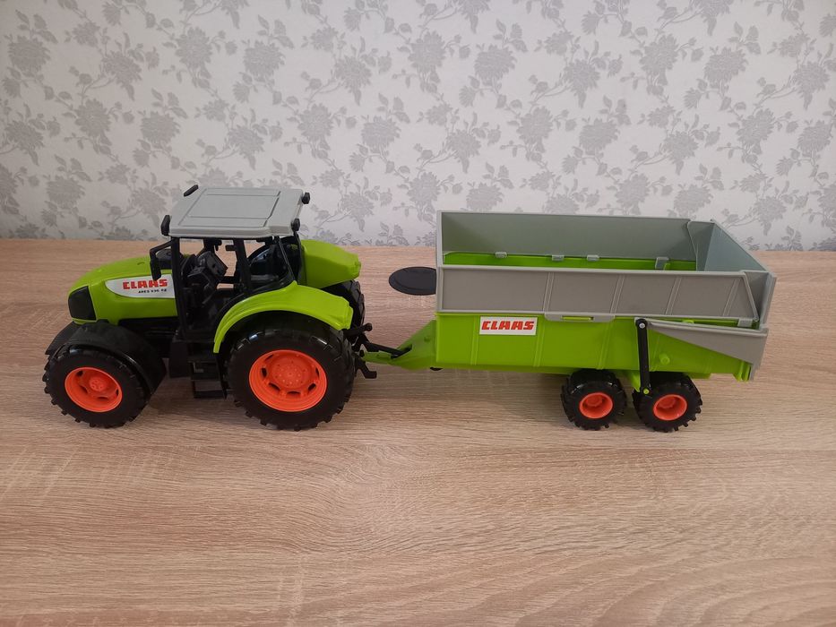 Трактор з причепом Claas від Dickie Toys