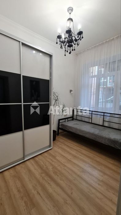 3 кім. квартира для життя або бізнесу