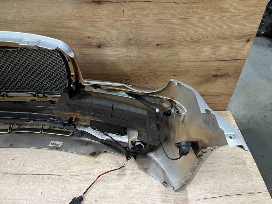 Zderzak przedni Chrysler 300C