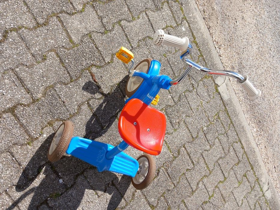 Triciclo Italtrike ajustável