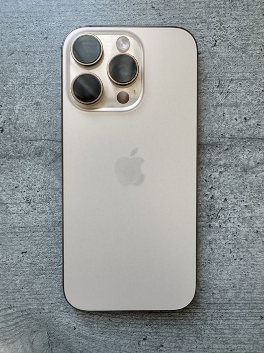 iPhone 16 Pro Desert Titanium