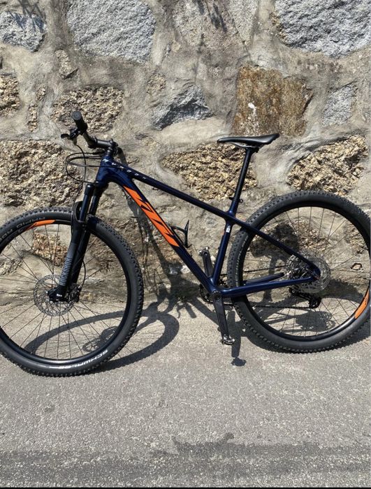Bicicleta KTM Carbono