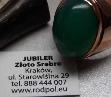 Złoty pierścionek z chalcedonem zielony chalcedon R.21