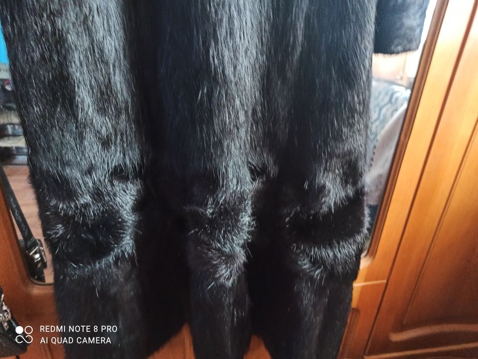 Продам шубу з нутрии в пол